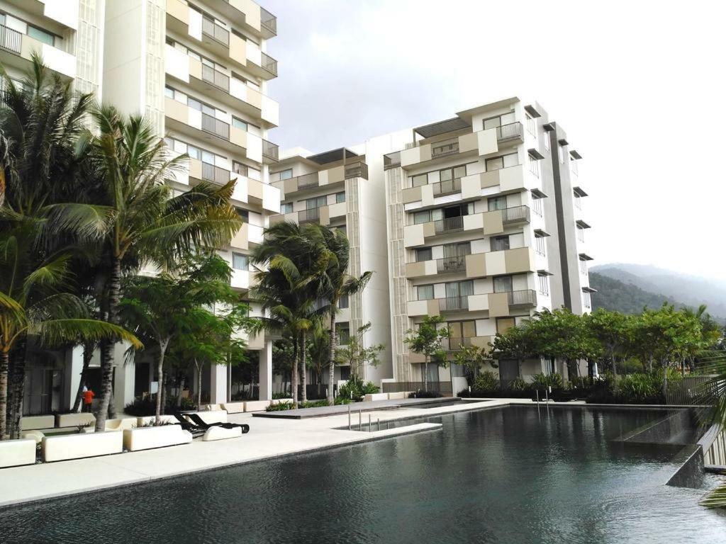 By The Sea Beachfront Penang Batu Feringgi Ngoại thất bức ảnh
